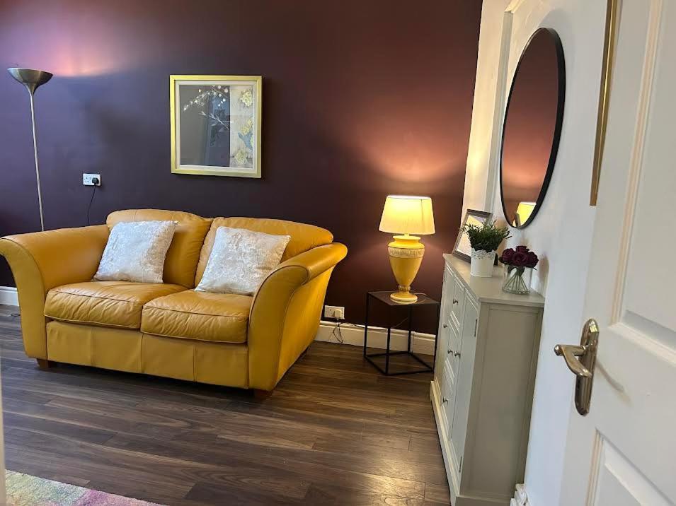 Serenity Longford Buitenkant foto